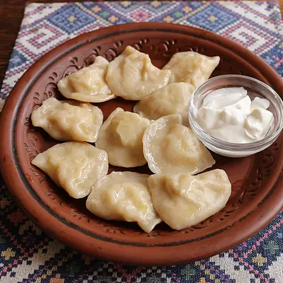 Вареники с картошкой и шкварками